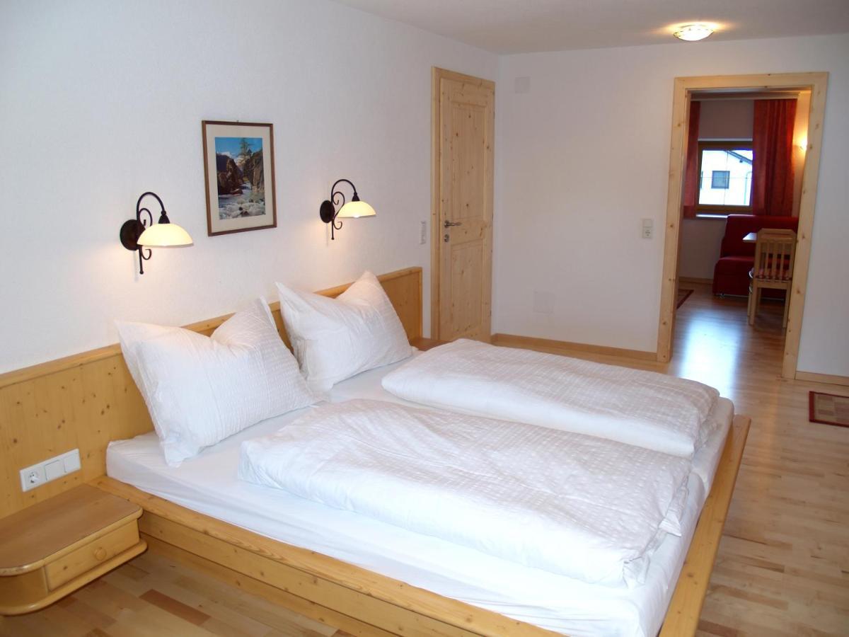 Haus Trisanna Apartment Galtuer Ngoại thất bức ảnh