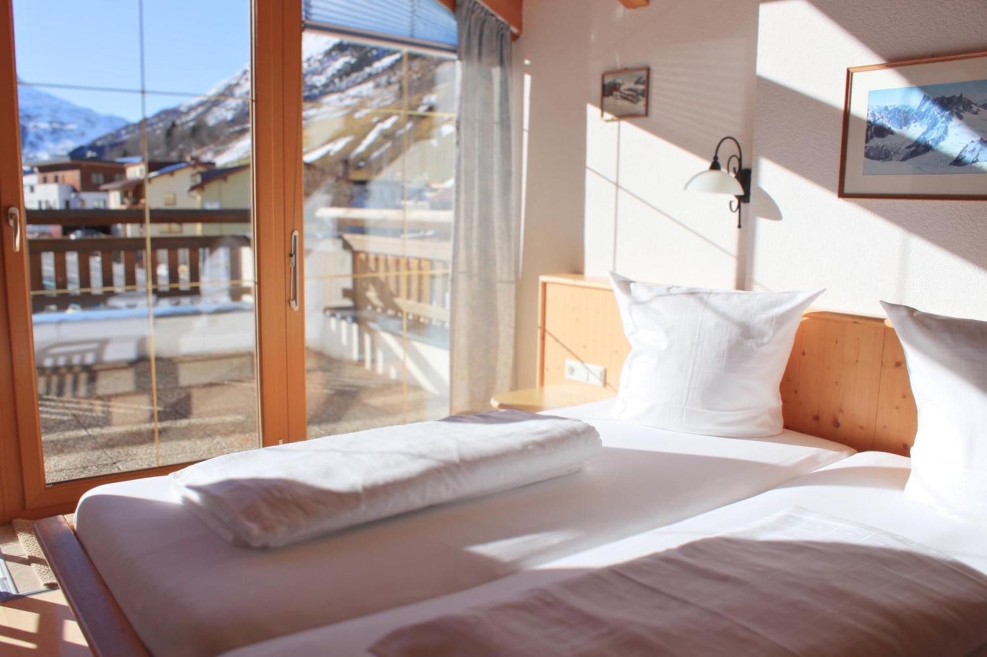 Haus Trisanna Apartment Galtuer Ngoại thất bức ảnh